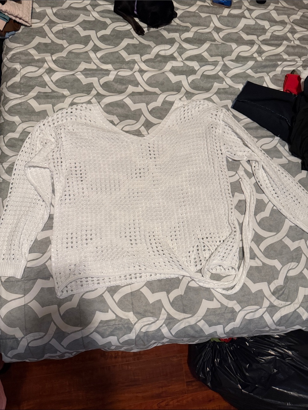 Women’s White Open Knit V-Neck Sweater